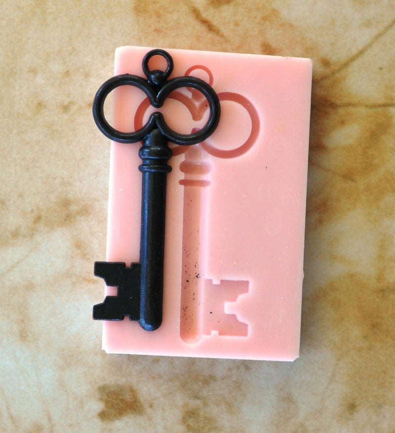 Key Silicone Mold, Jewelry, Resin, clay, Pendant, Necklace, hung on a chain, Charms, brooch, bracelets, symbol, earrings, G129