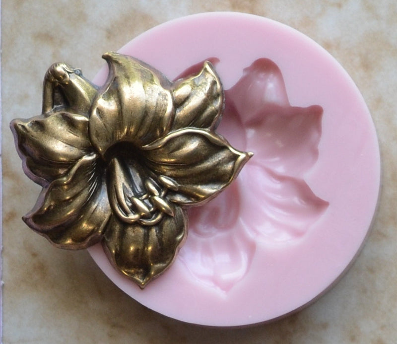 Tiger Lily Silicone Mold, Plants, Trees, plant life, Flowers, flowering plants, Palm trees, Clay mold, Epoxy molds, Chocolate, G252