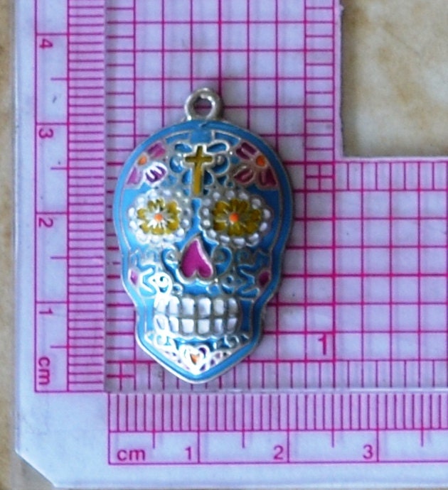 Skull Silicone Mold, Molds, Day of the dead, Jewelry, Resin, clay, Pendant, Necklace, hung on a chain, Charms, bracelets, symbol, G159