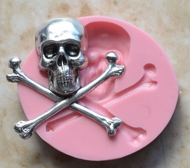 Skull and Crossbones Flexible Silicone Mold, Jewelry, Resin, clay, Pendant, Necklace, hung on a chain, brooch, bracelets, symbol, G227