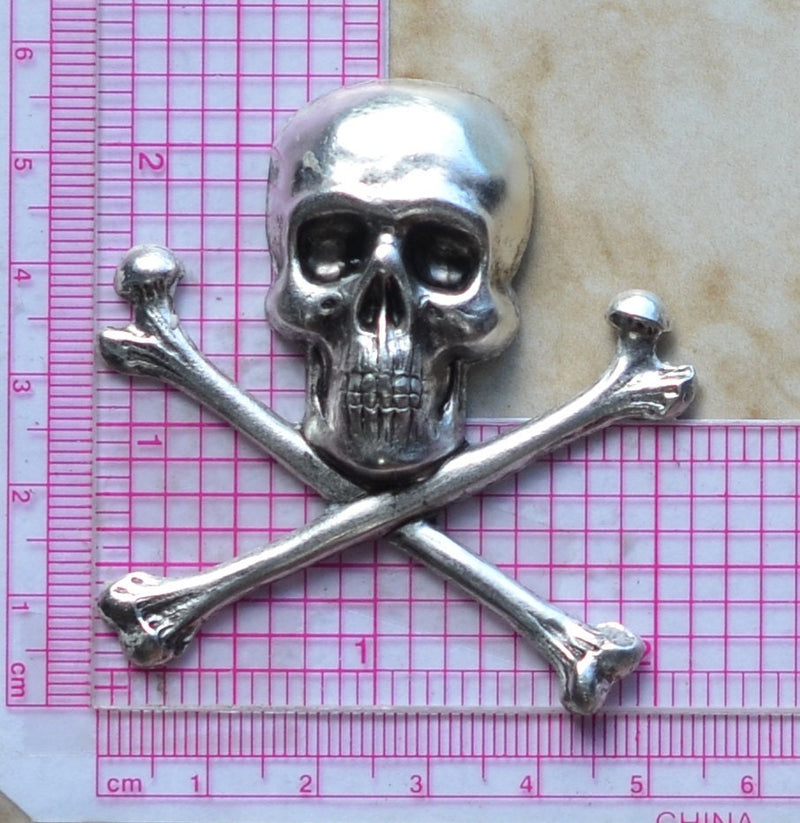 Skull and Crossbones Flexible Silicone Mold, Jewelry, Resin, clay, Pendant, Necklace, hung on a chain, brooch, bracelets, symbol, G227