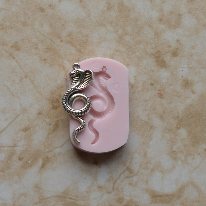 Snake Silicone Mold, Molds, Cake, Candy, Clay, Animal, Cooking, Jewelry, Farm, Chocolate, Cookies A408-20