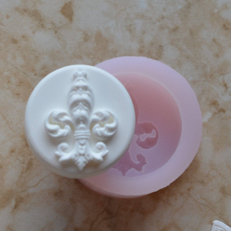 fleur-de-lis Soap Mold Silicone, Molds, Candy, Soap Molds, Soap Making, Beach, Chocolate, Soap Mold,   S-142