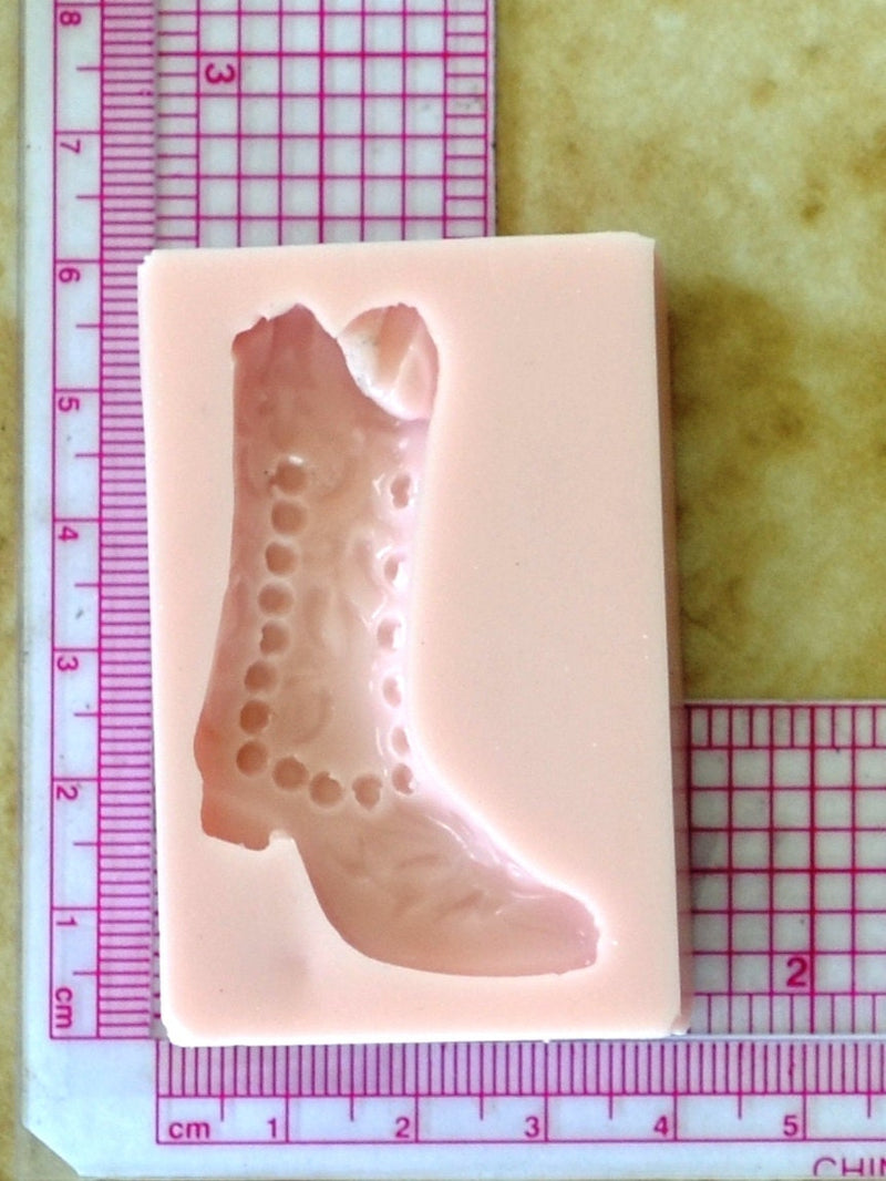 Boot Silicone Mold,  Jewelry, Resin, clay, Pendant, Necklace, hung on a chain, Charms, brooch, bracelets, symbol, design, earrings,  G160
